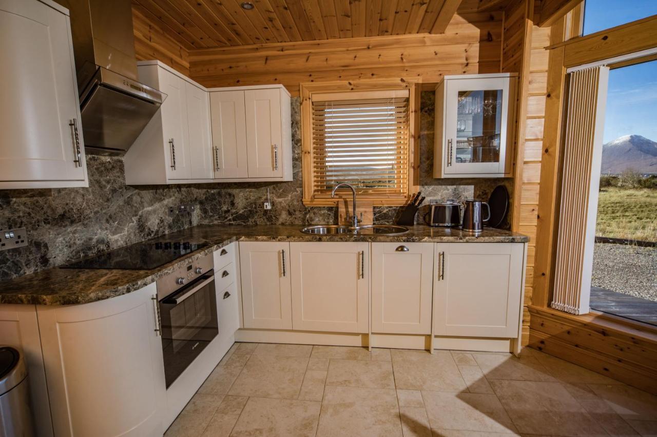 Lorien Lodge Breakish Bagian luar foto