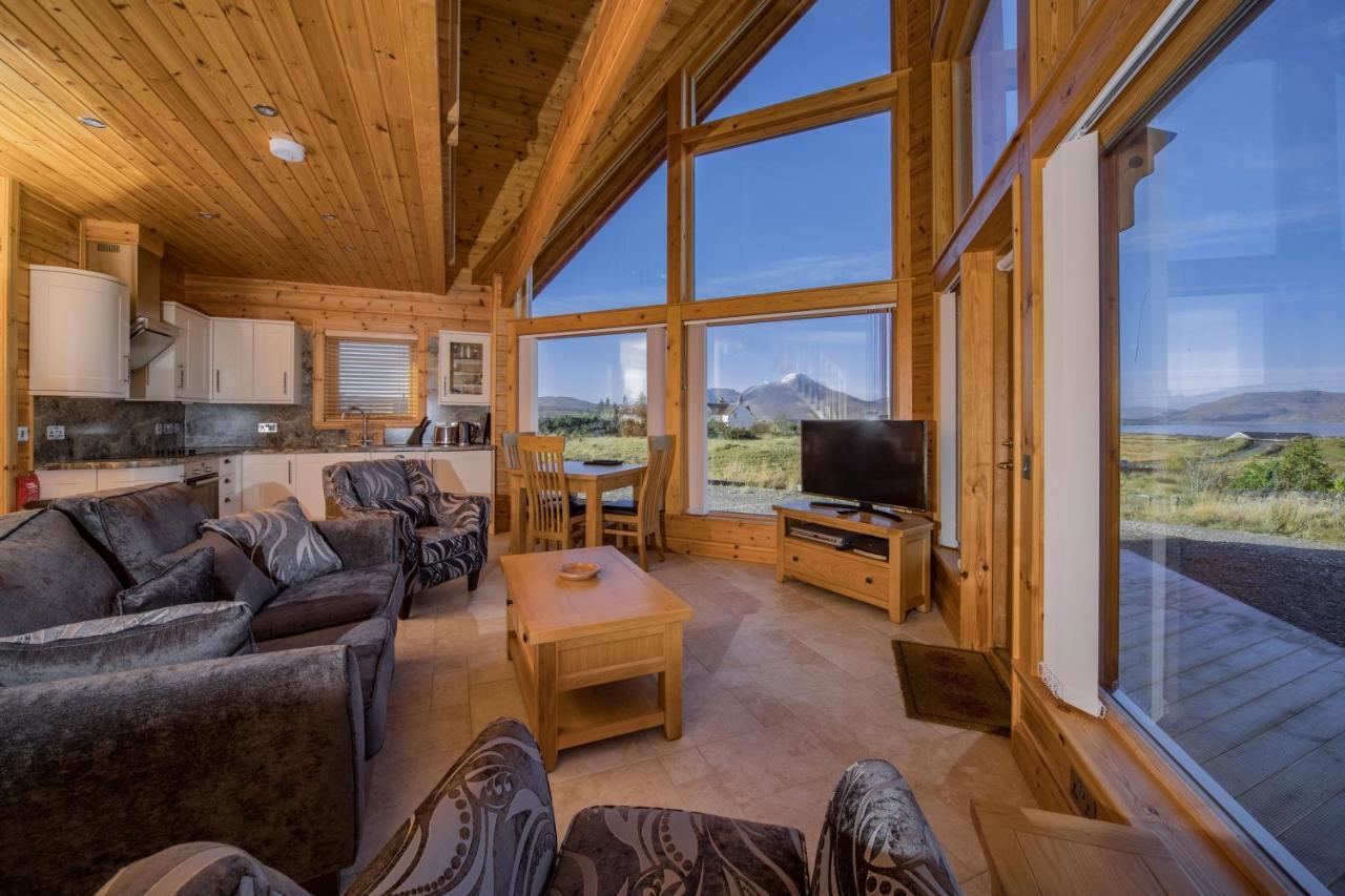 Lorien Lodge Breakish Bagian luar foto