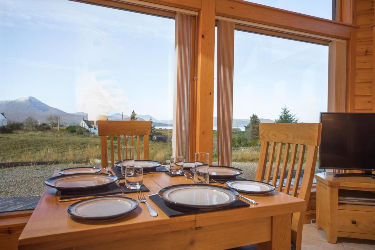 Lorien Lodge Breakish Bagian luar foto